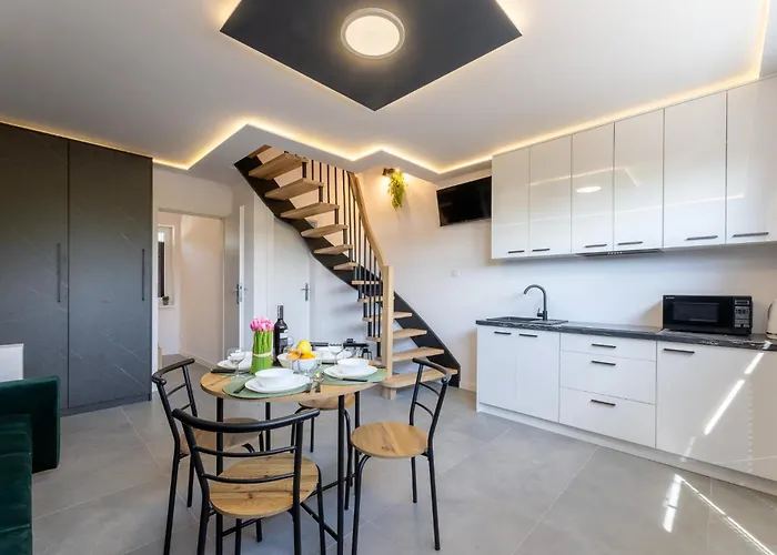 Luksusowe Caloroczne Usteckie Perly By Manage Rent *